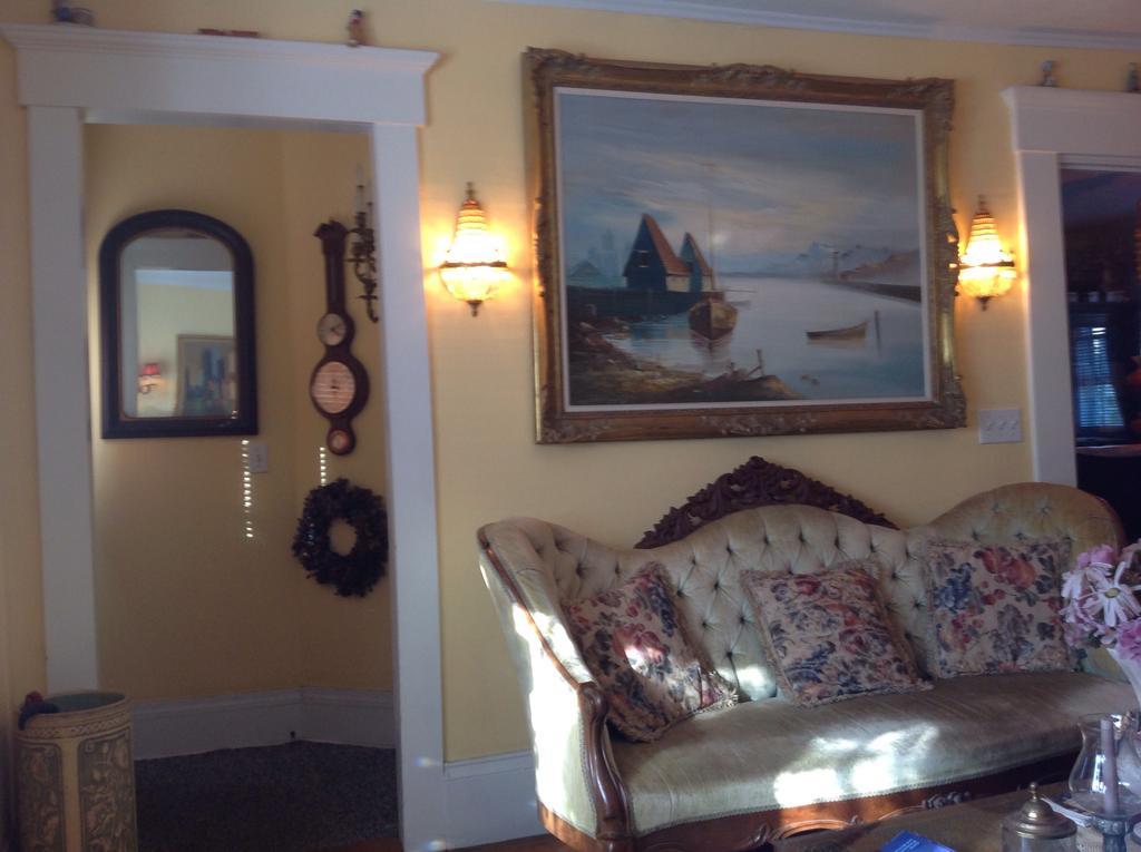 The Bradford Carver Guest House Provincetown Extérieur photo